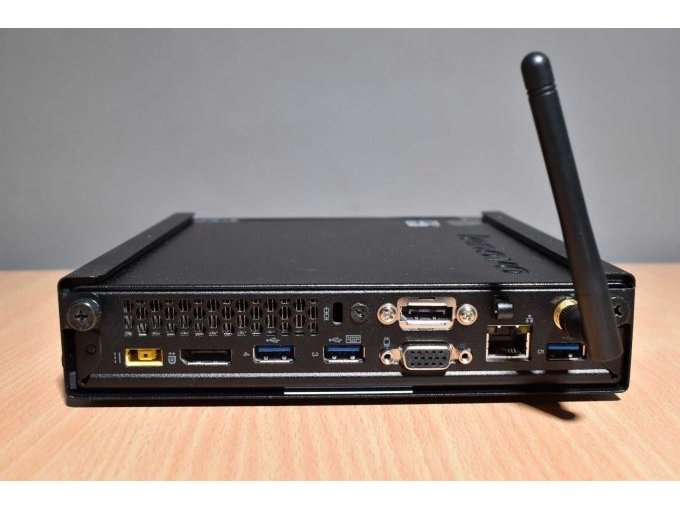 Lenovo ThinkCentre M93 10A5 – Tiny Desktop
Ansicht der Anschlüsse