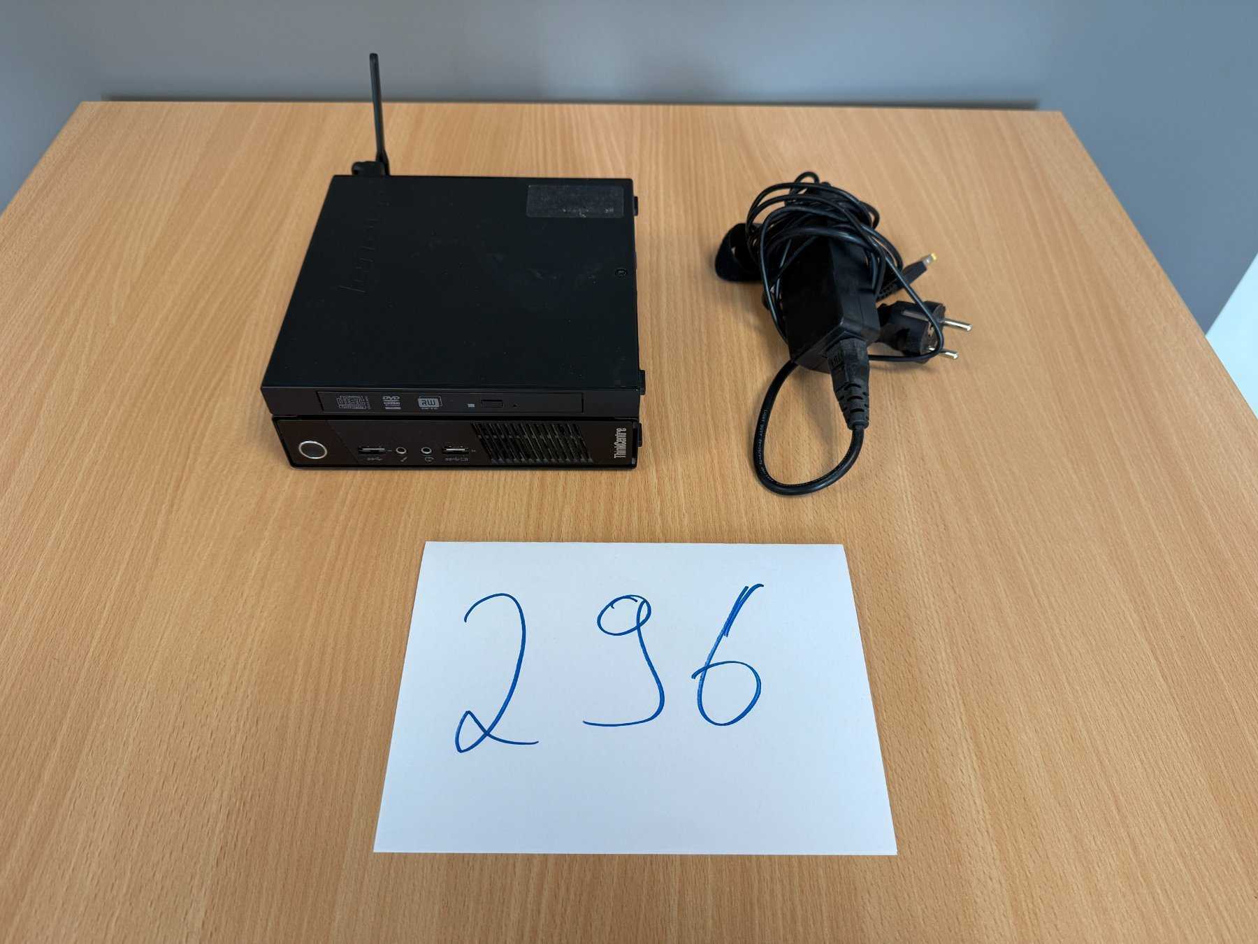 Lenovo ThinkCentre M93 10A5 – Tiny Desktop
Gesamtansicht