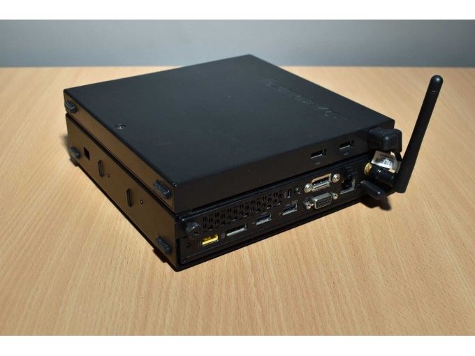 Lenovo ThinkCentre M93p 10AB000XGE – Tiny Desktop
Ansicht von hinten