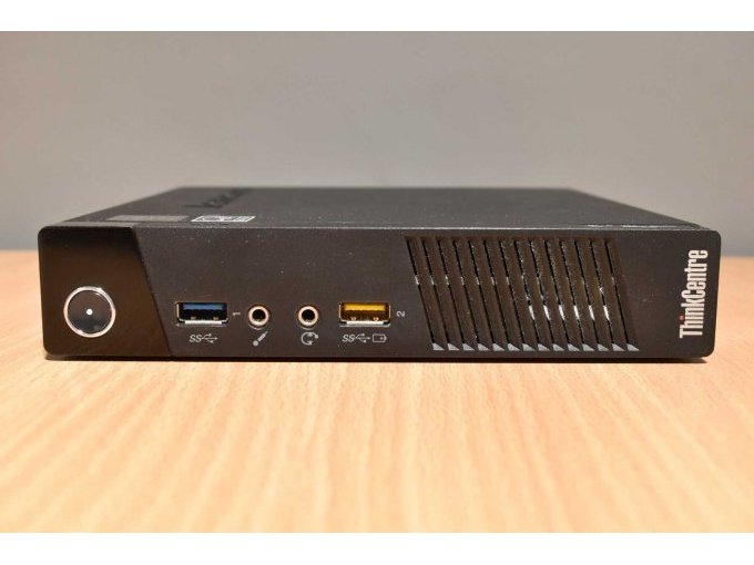 Lenovo ThinkCentre M93p 10AB000XGE – Tiny Desktop 
Frontalansicht