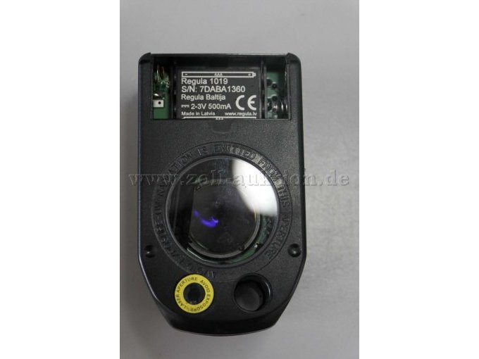 Leuchtlupe Regula 1019 Detailansicht Batteriefach