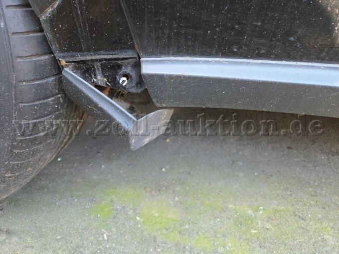 Kotflügel gebrochen / vorne