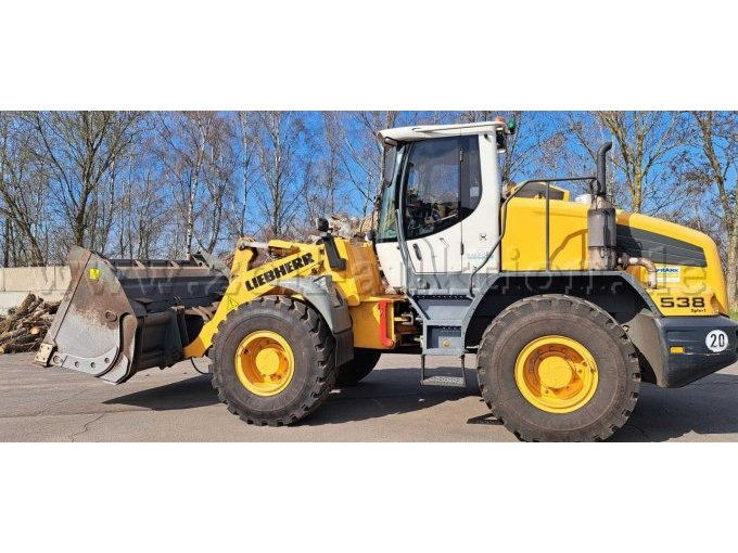 Seitenansicht Radlader
Fahrtrichtung links