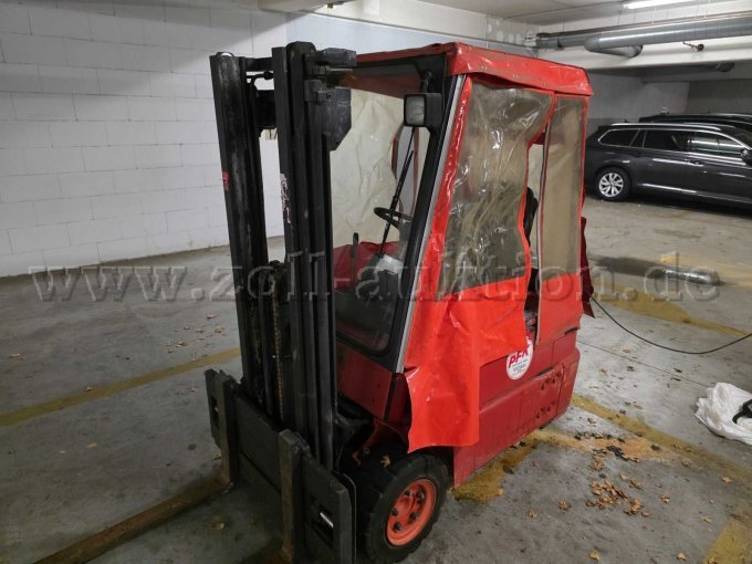 Ansicht mit Verdeck vorne links