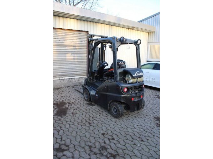 Diagonale hinten links