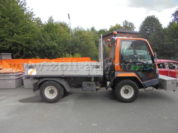 Seitenansicht mit Kipperpritsche