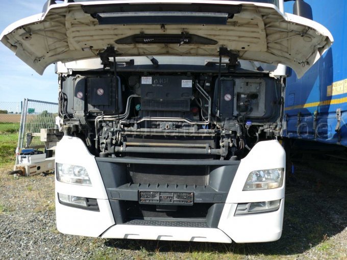 1 Lkw MAN Sattelzug, TGX 18.440 mit Auflieger Krone, EZ 2016, poln. Zulassung – foto 4 – kavel bij Zoll-Auktion, Vierkirchen
