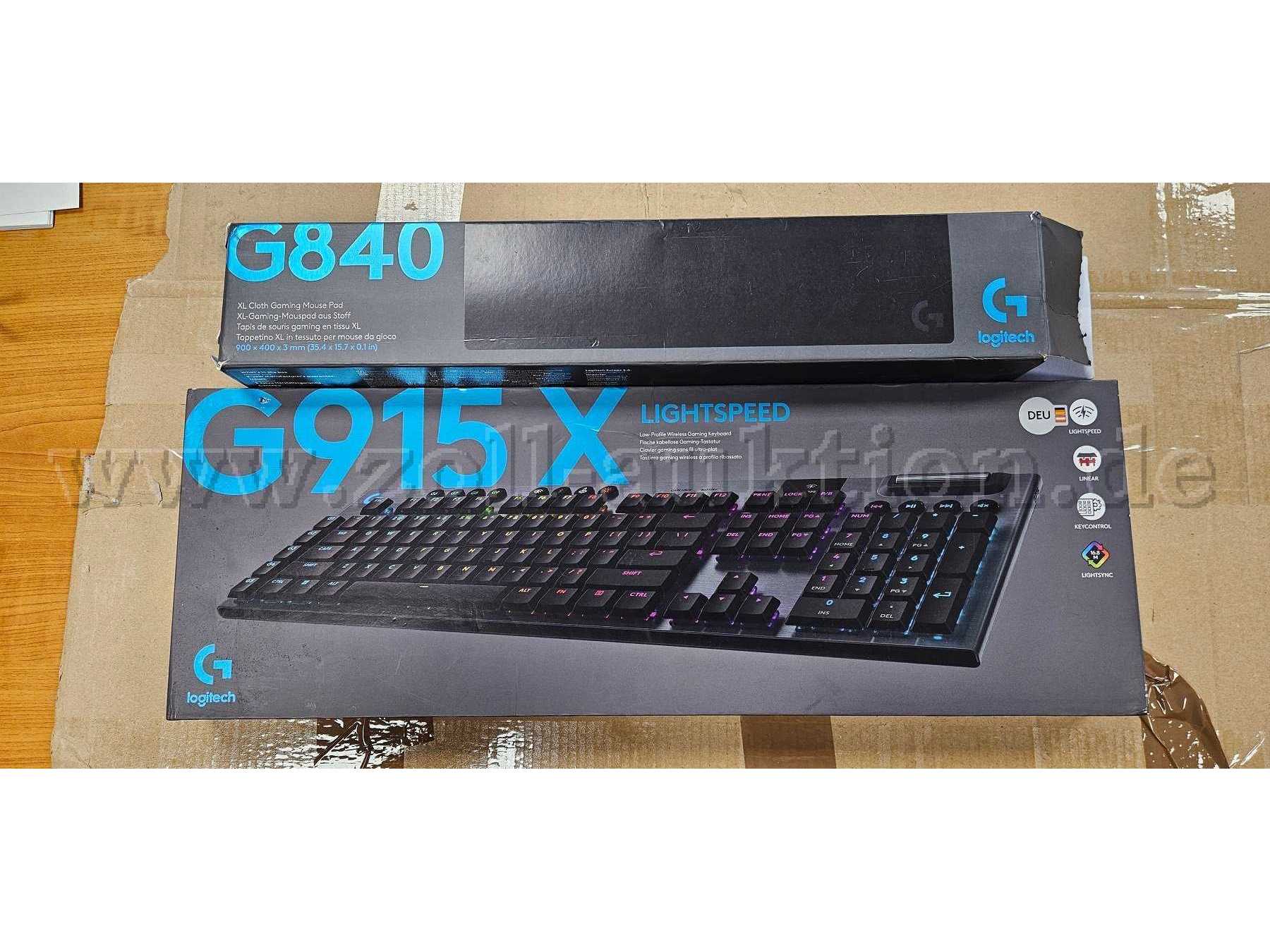 Tastatur mit Mauspad