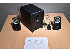 Logitech Z313 PC Lautsprecher
Ansicht von vorne