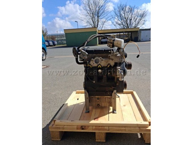 Frontansicht Auspuffseitig