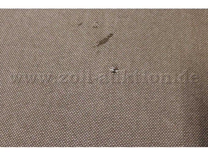 Beschädigung am Stoff