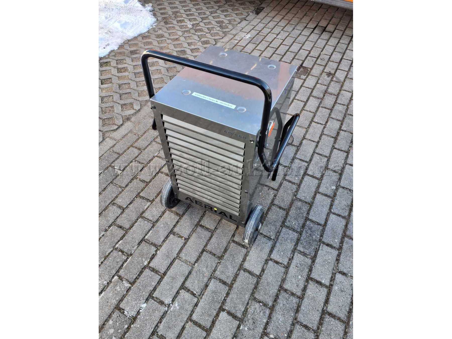 Vorderansicht Luftentfeuchter