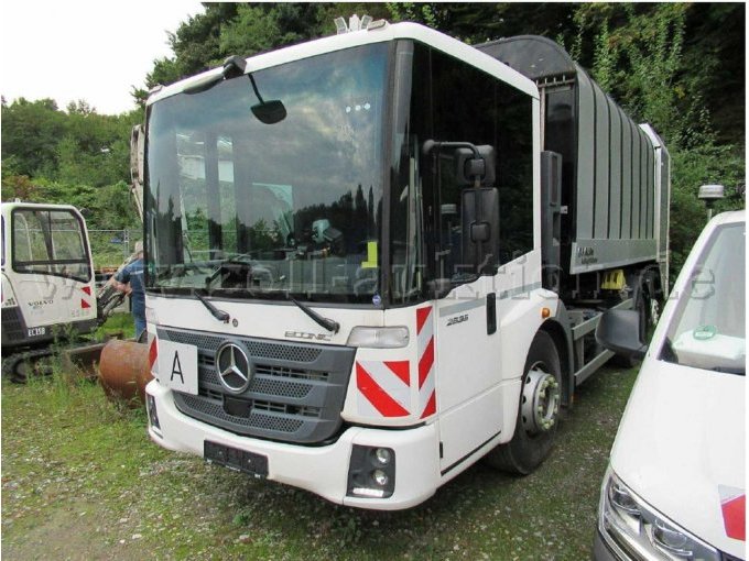 Diagonale vorne links