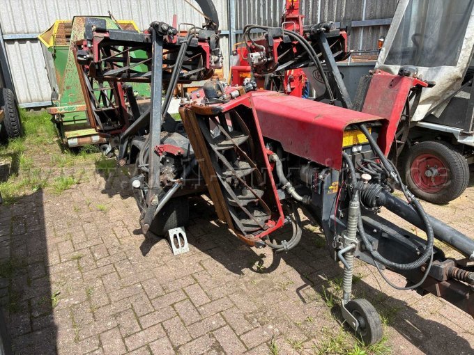 1 maaiwagen Toro TM7490 – defect / voor het vervoeren van reserveonderdelen – foto 3 – kavel bij Zoll-Auktion, Hamburg