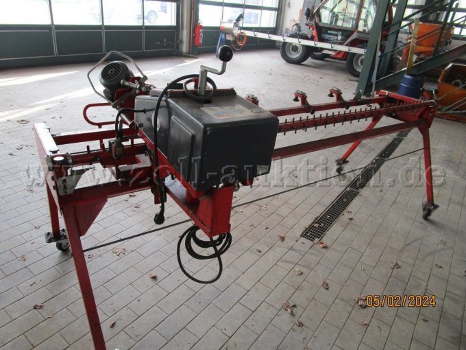 Mähmesserschleifgerät hinten Mähmesserschleifgerät hinten