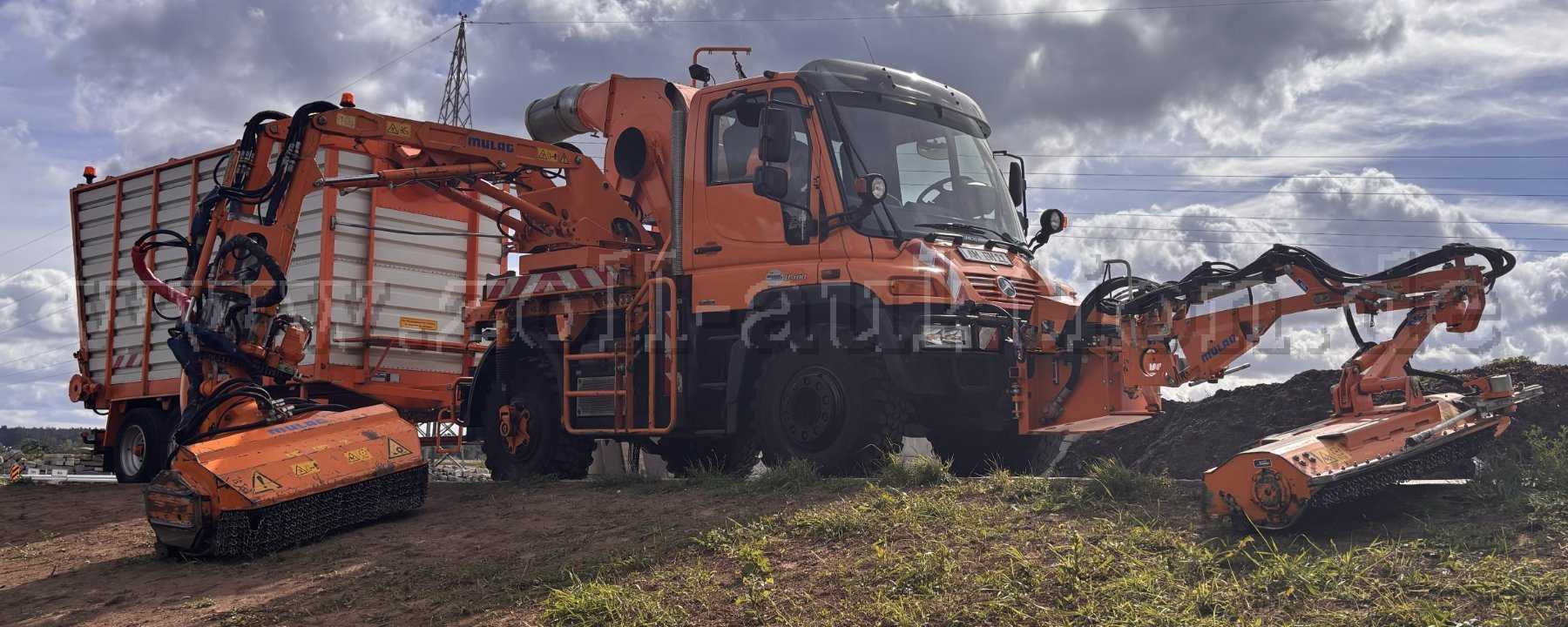 1 Mähzug (Unimog U400 mit MULAG-Mähaufbau und Anhänger)