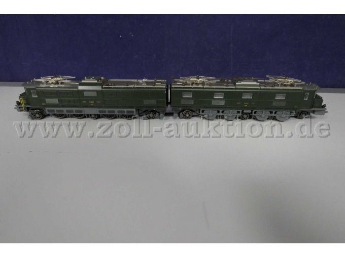 Gesamtansicht seitlich links