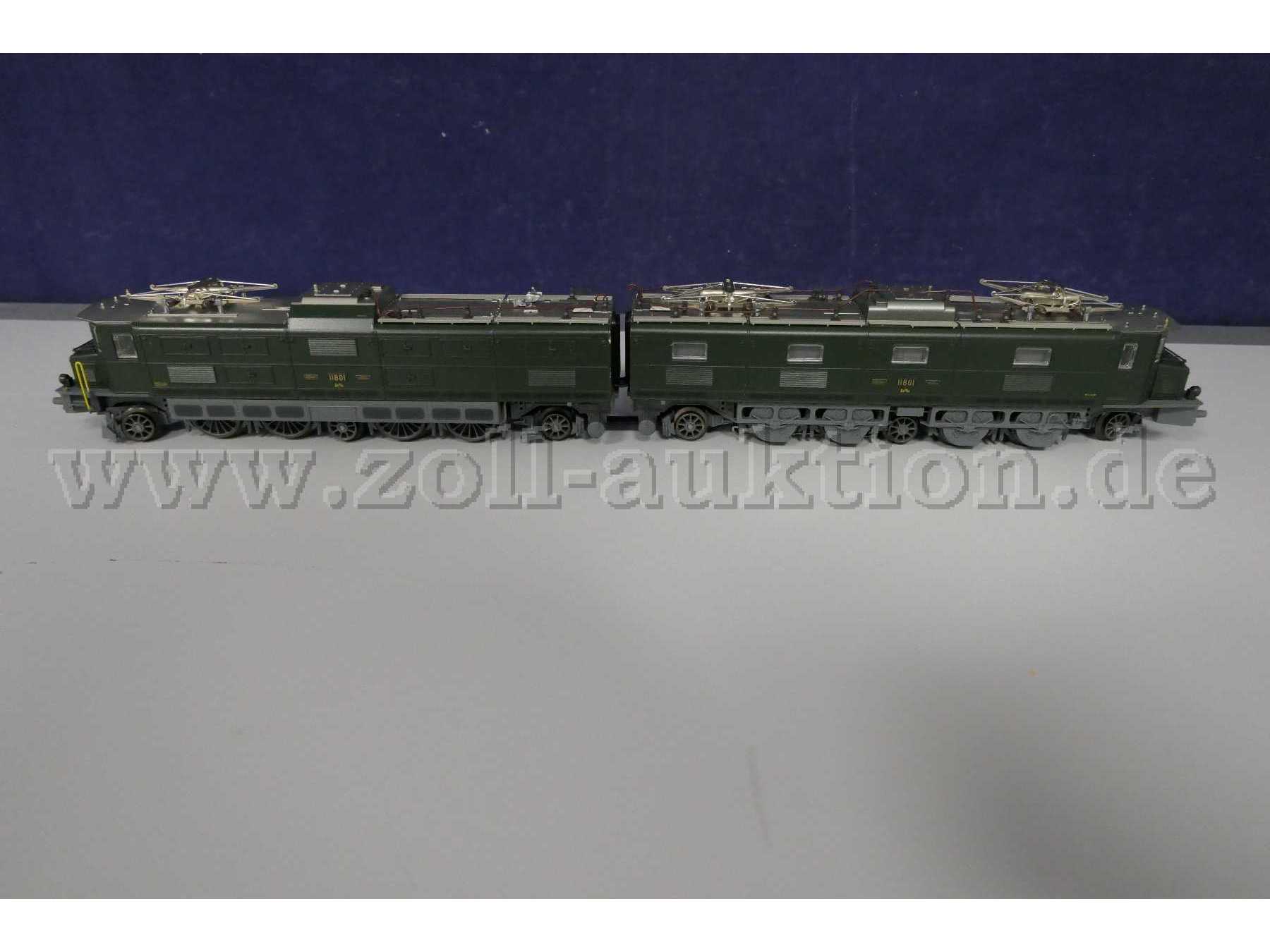 Gesamtansicht seitlich links