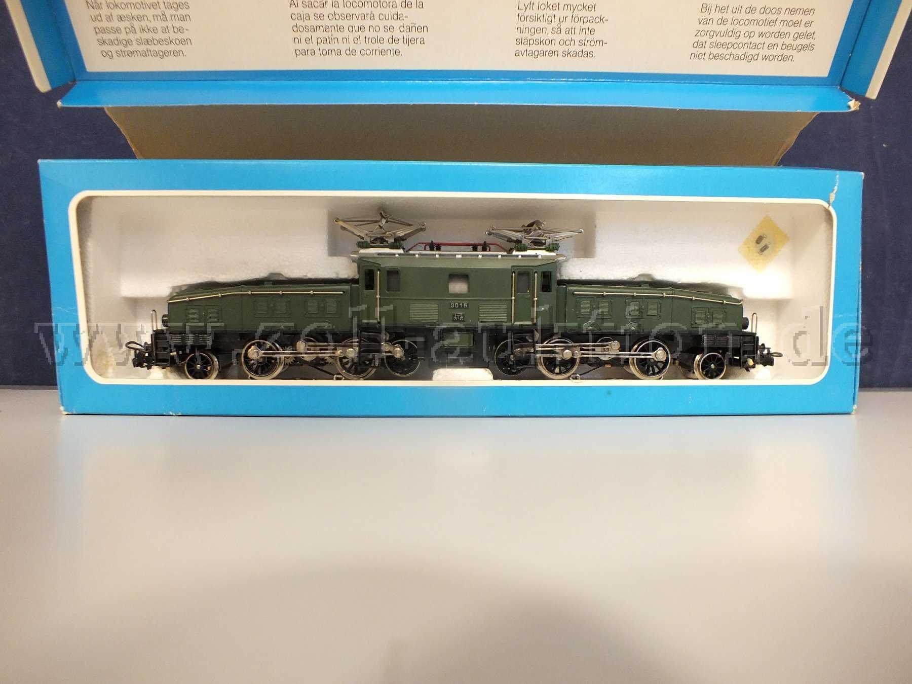 Gesamtansicht der Auktion "Märklin" 3015 Elektrische Lokomotive Krokodil