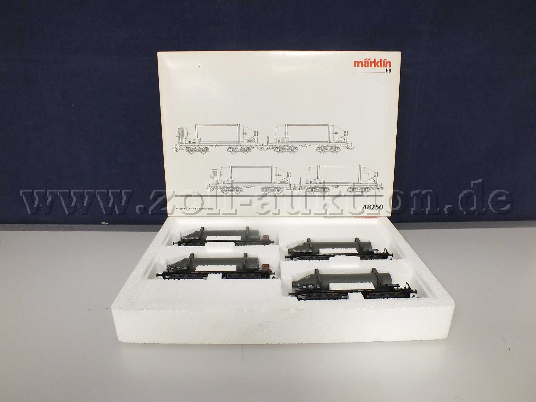 Gesamtaufnahme der Carbid-Flaschenwagen in OVP