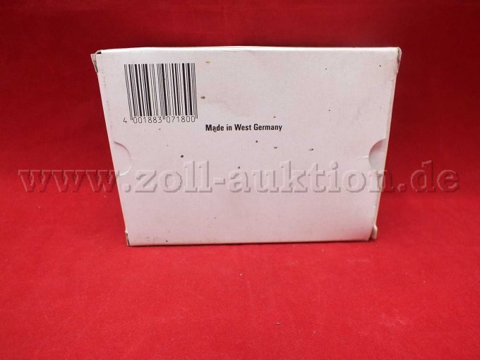 Rückseite  der Verpackung mit Beschädigung