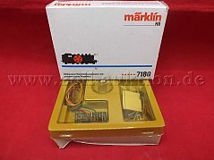 Gesamtansicht der Auktion Märklin 7180 Umbausatz Hochleistungsmotor mit elektronischer Regelung in geöffneter OVP mit Beschädigungen
