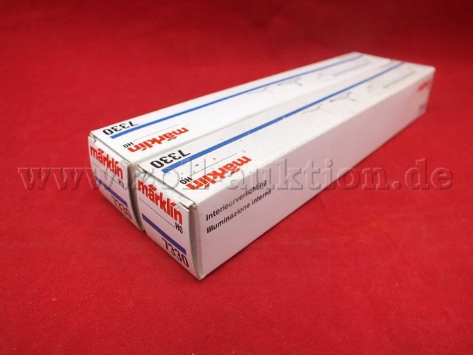 Seitliche Aufnahme der OVP rechts mit Beschädigung