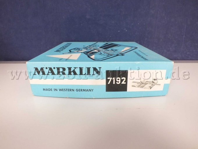 Seitliche Aufnahme der OVP links mit Beschädigung