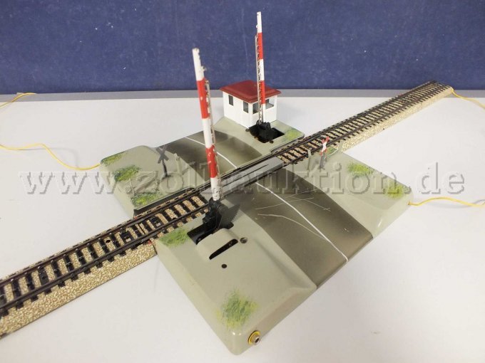 Ansicht Bahnübergang von rechts