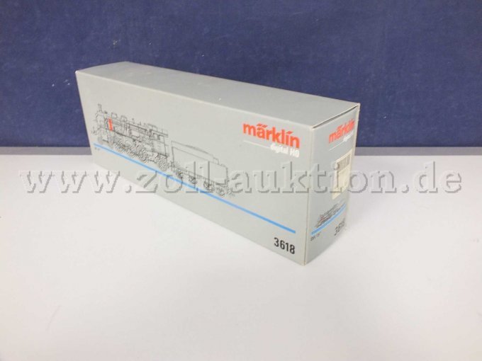 Seitliche Aufnahme der OVP rechts mit Beschädigung