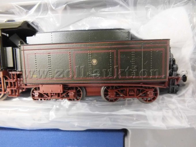 Detailaufnahme des Tender im Blister