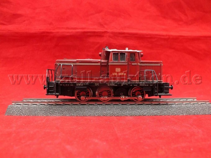 Seitenansicht der Märklin Diesellokomotive von links