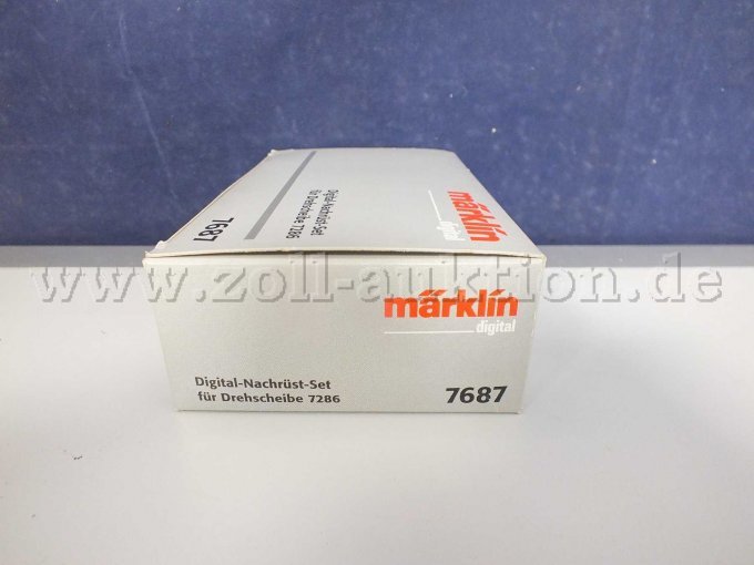 Seitliche Aufnahme der OVP rechts mit Beschädigung