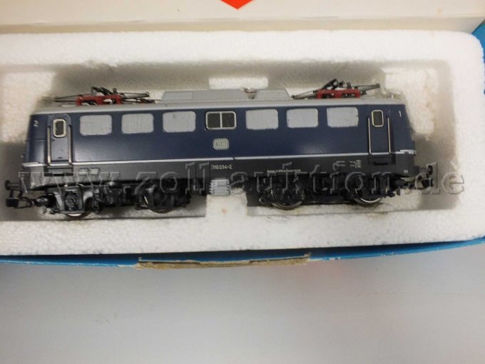 Detailaufnahme Lok in der OVP liegend