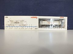 Gesamtansicht der Auktion Lokomotive BR 143 der DR Spur H0 in OVP