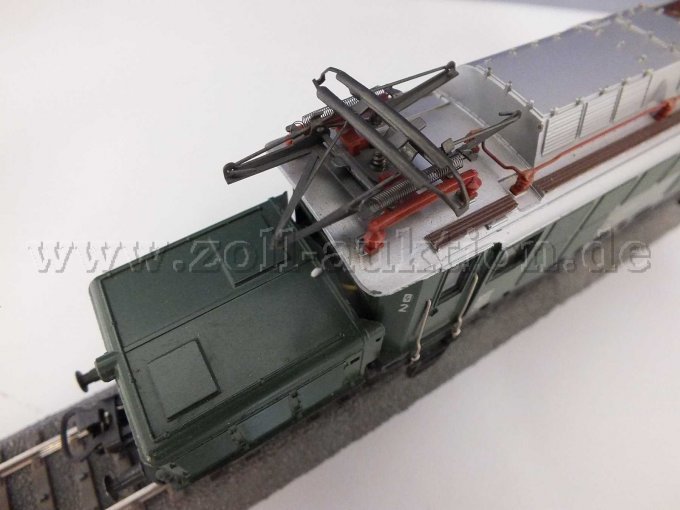 Detailaufnahme Stromabnehmer links