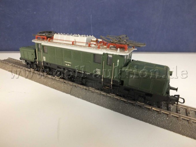 Ansicht der Lok von links