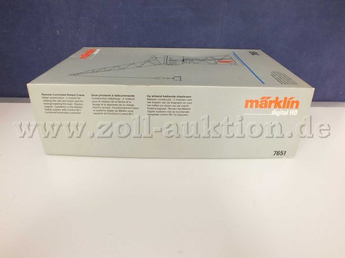 Seitenansicht von links liegend