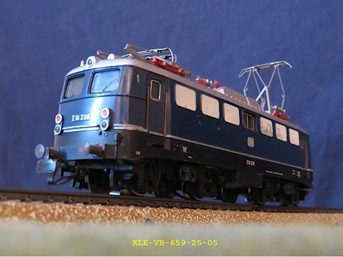 Elektrolokomotive 3039; Baureihe E 10 238 Elektrolokomotive 3039; Baureihe E 10 238