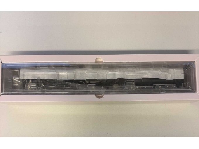 Lokomotive in Verpackung