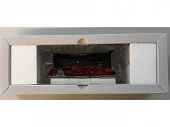 Lokomotive in Verpackung