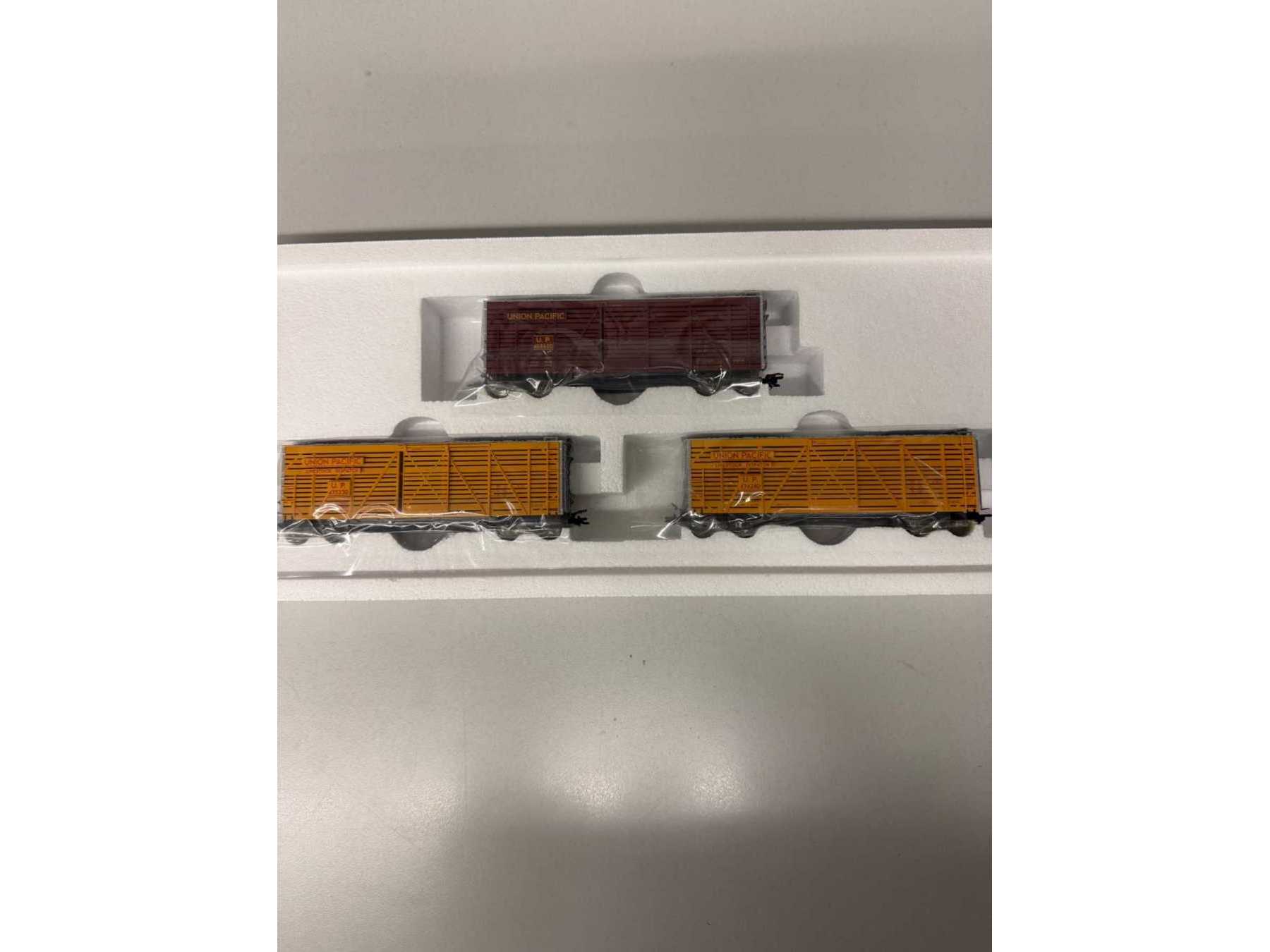 Waggons in Verpackung