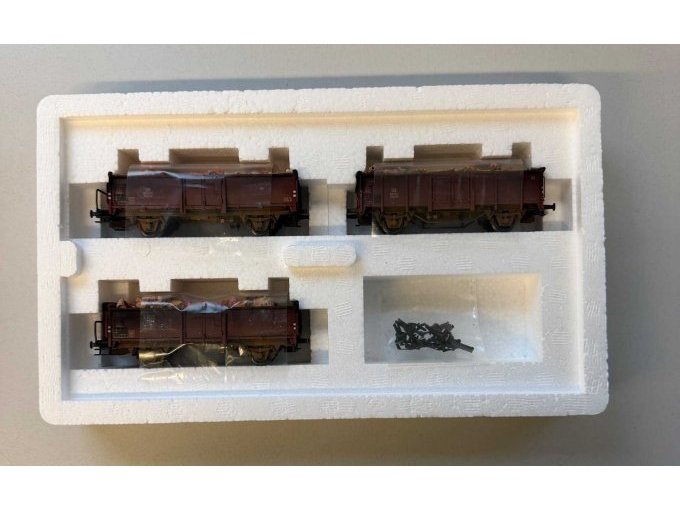 Waggons in Verpackung