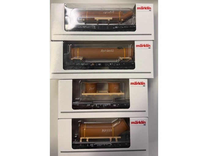 Waggons in Verpackung