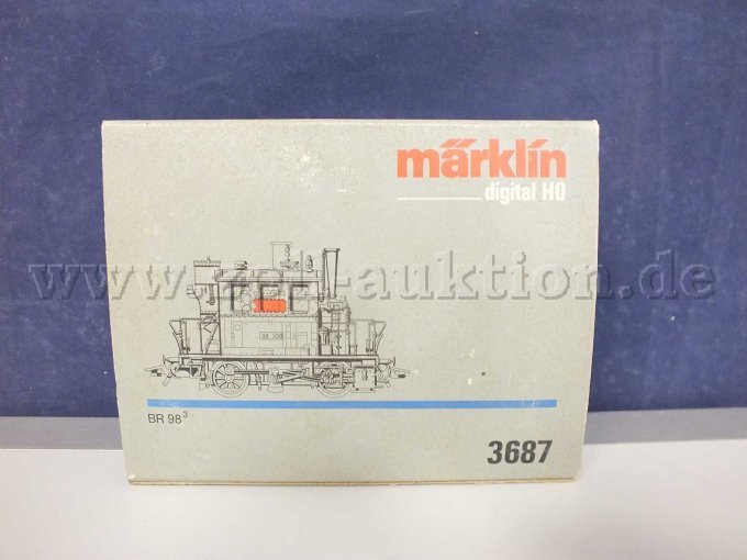 Rückseite der OVP mit Beschädigung