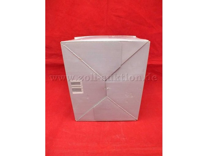 Rückseite der Verpackung mit Beschädigungen