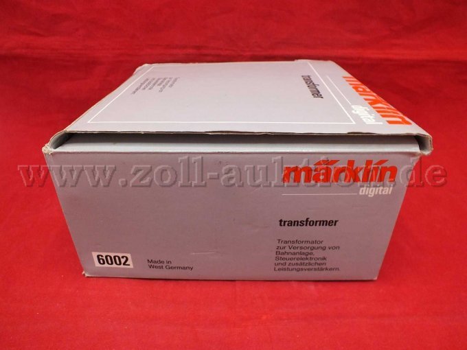 Seitliche Aufnahme der OVP rechts mit Beschädigung