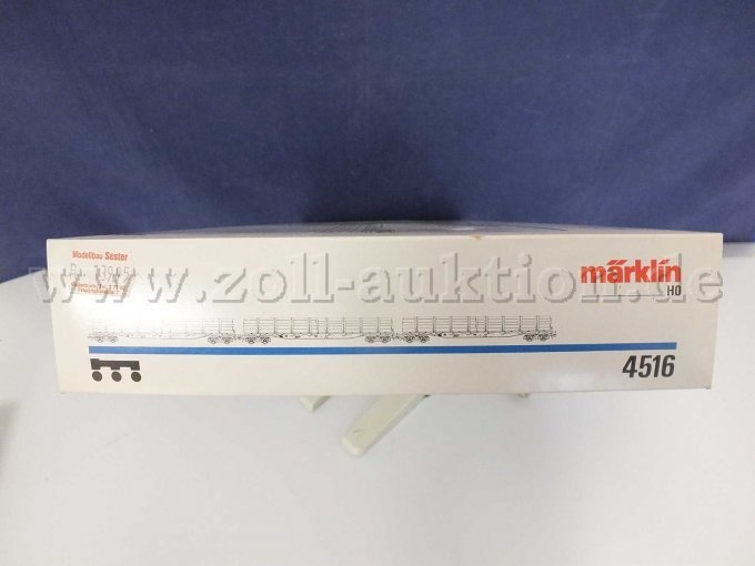 Seitliche Ansicht der OVP von links liegend mit Beschädigung