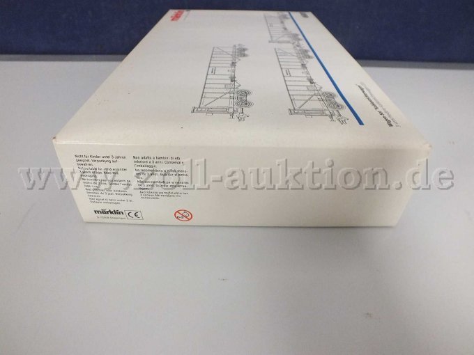 Seitliche Ansicht der OVP von links liegend mit Beschädigung