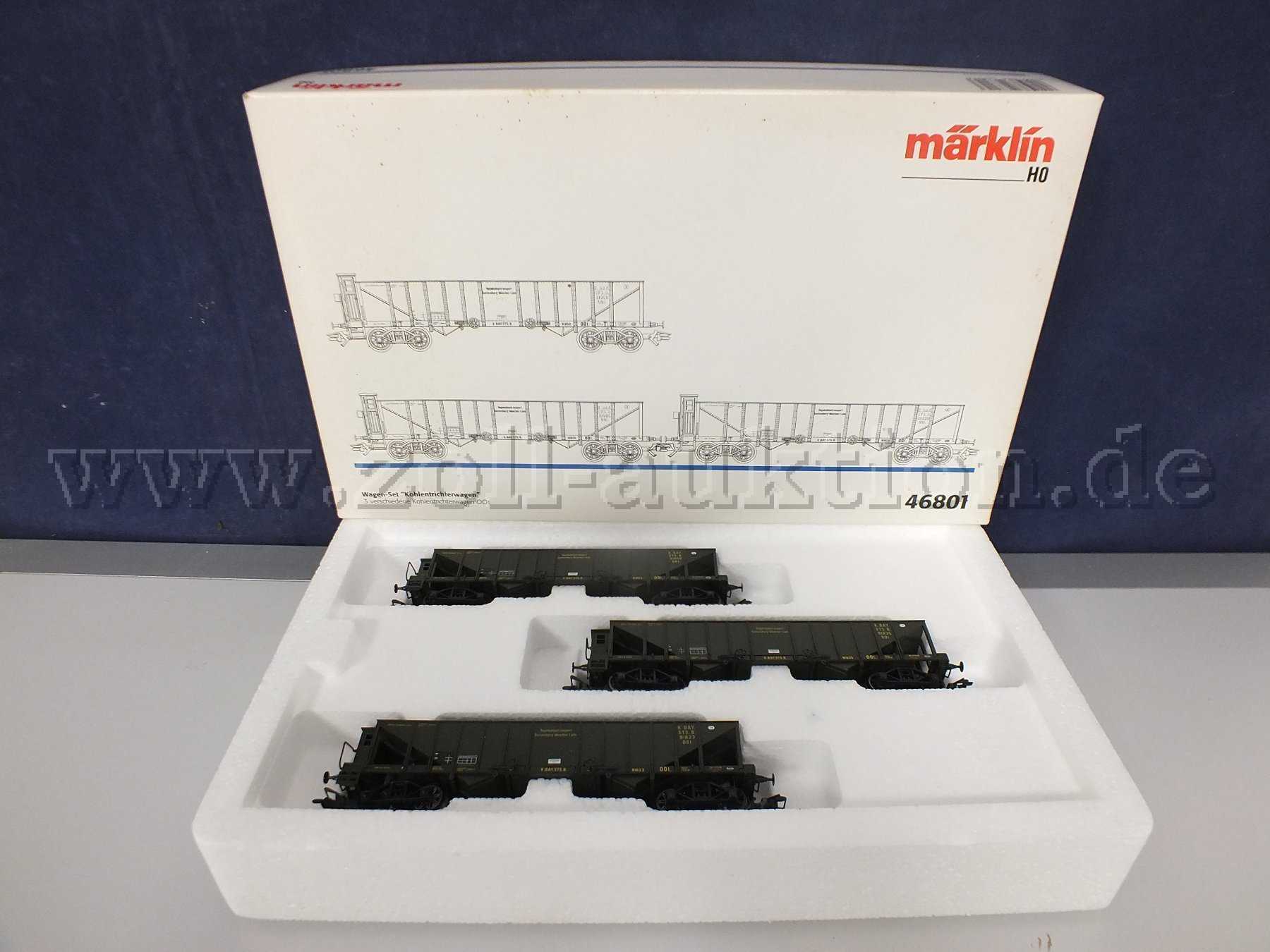 Gesamtansicht der Auktion Wagen-Set Kohlentrichterwagen in geöffneter OVP